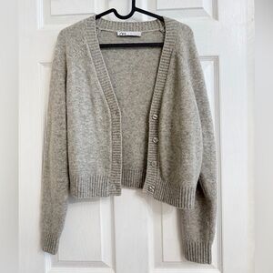 Zara Gray Cropped V-Neck Button Cardigan